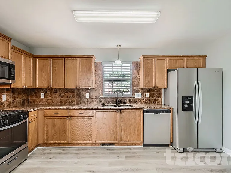 4021 Raccoon Run Ct — Photo 7
