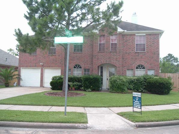 8202 Worthington Dr
