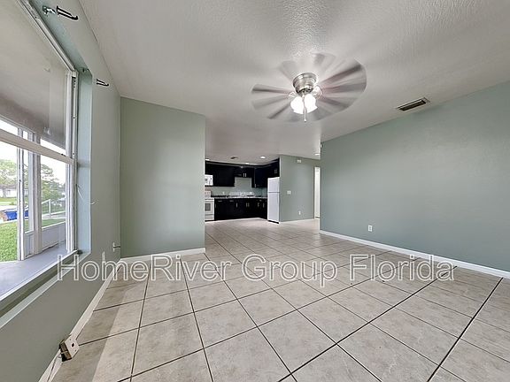 5th image of 207 Ichabod Ave S