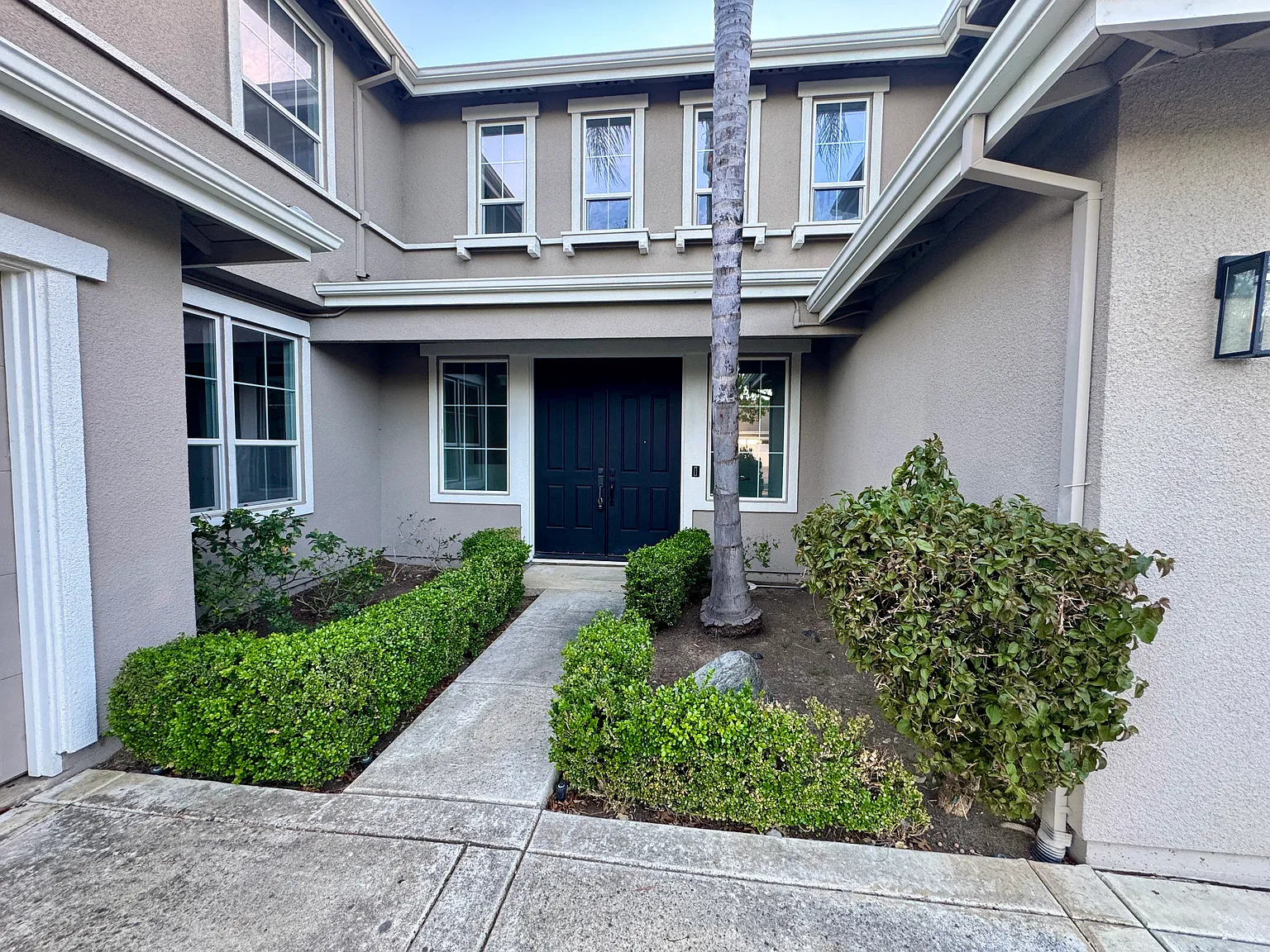 1369 Sandstone Dr — Photo 4