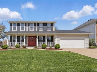 18 Hazeltine Ct, Saint Charles, MO 63303