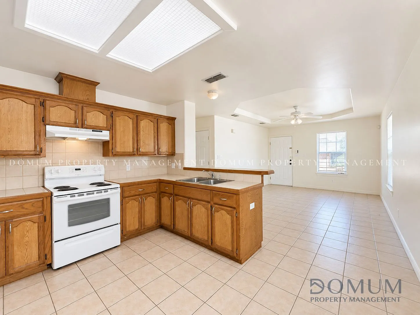 2102 Bahamas Drive - 2 — Photo 1