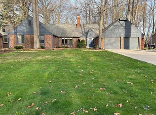 850 Oakwood Ln, Saint Clair, MI