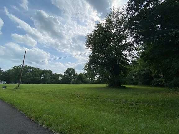 2nd image of 677 Odenwald Dr