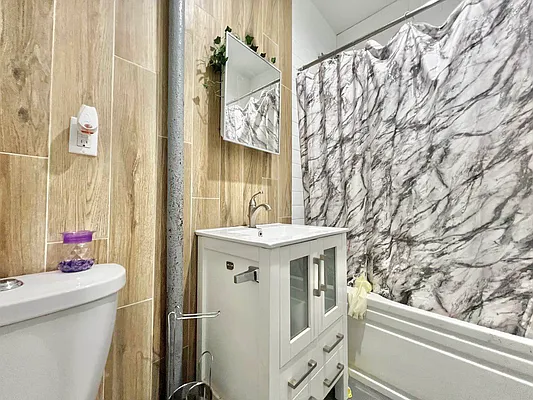 Rented by Doorway NYC, LLC | media 8