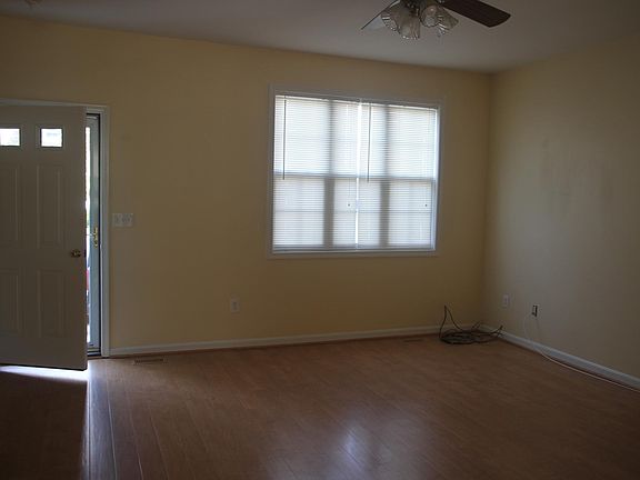 2nd image of 23 Quarterpole Ct