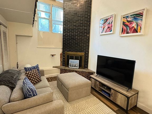3rd image of 1642 Lombard St #A-1