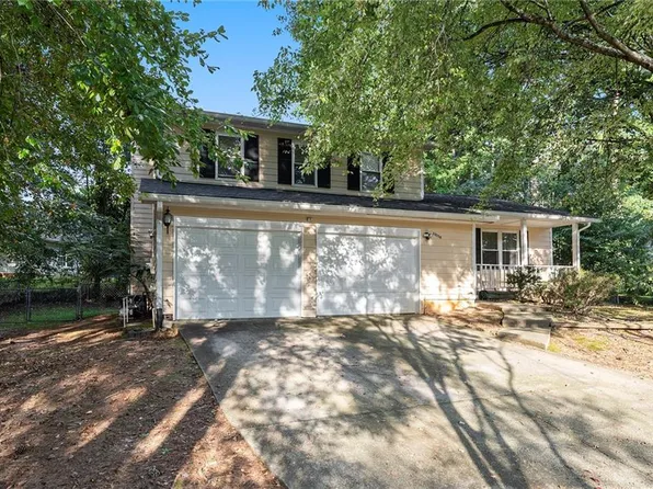 10338 Canyon Trl, Jonesboro, GA 30238