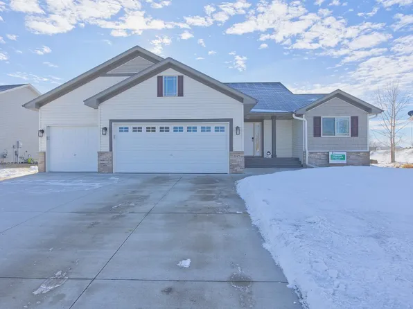 845 Mallard Ave, Winsted, MN 55395