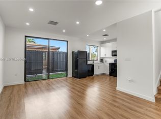 401 SW 1st St #1, Homestead, FL 33034