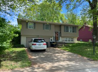 1022 Wylde Green Rd, Iowa City, IA 52246