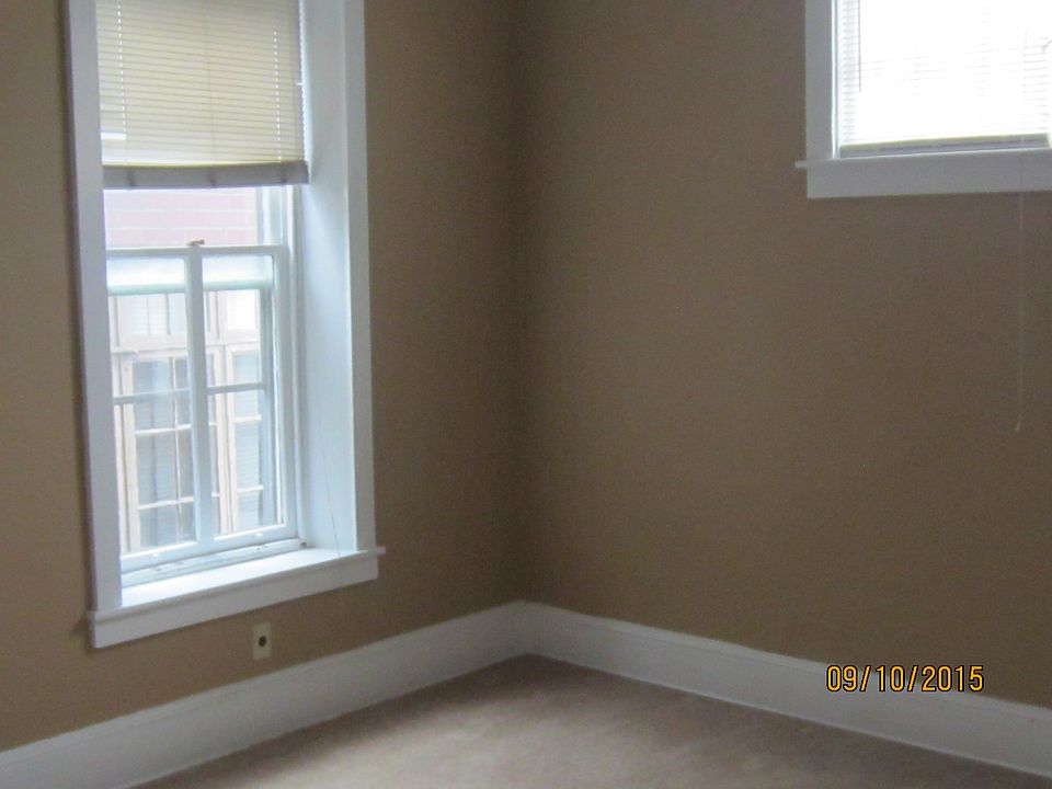105 w main st ephrata 005_09162015