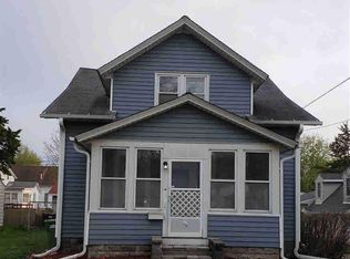 239 30th Ave N, Clinton, IA 52732