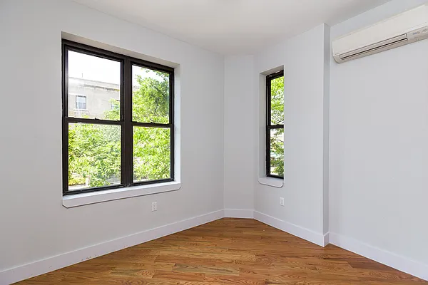 Rented by Nooklyn NYC LLC | media 10