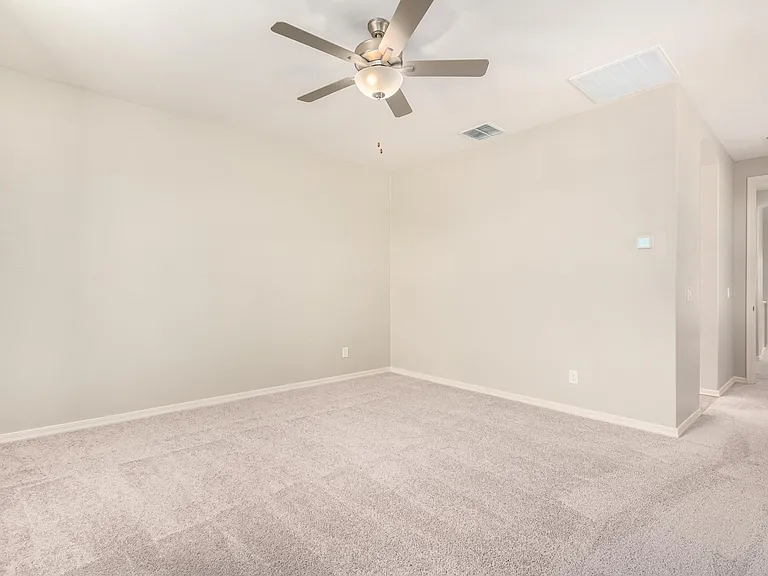 2570 S Quaintance St — Photo 12