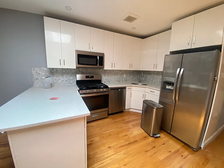 12208 Montauk St #1 — Photo 2