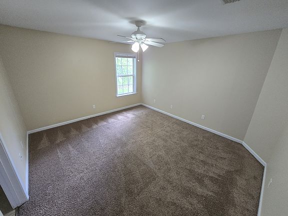 4th image of 201 Westmont Dr Unit 2