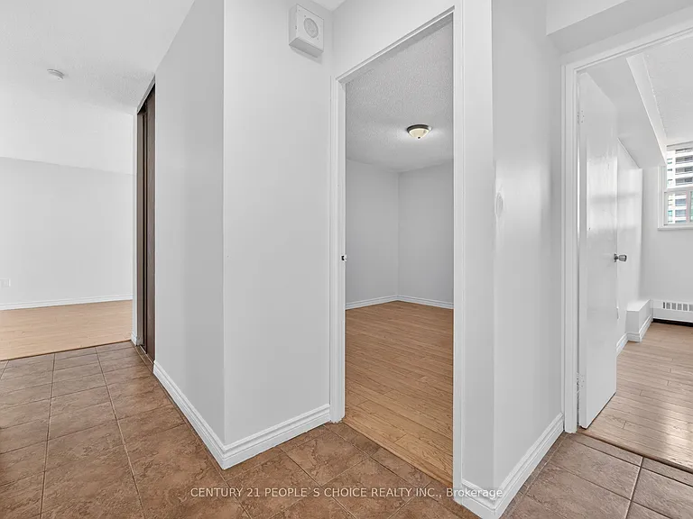 390 Dixon Rd #702 — Photo 20