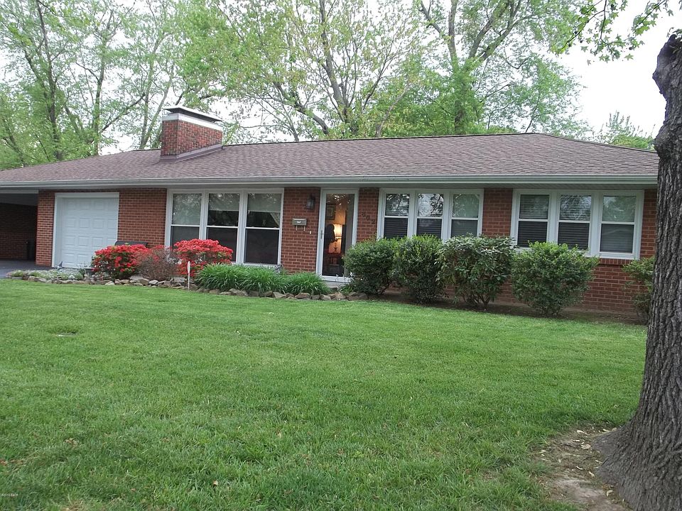 1st image of 802 Dogwood Ln