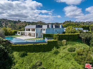 2571 Wallingford Dr, Beverly Hills, CA 90210