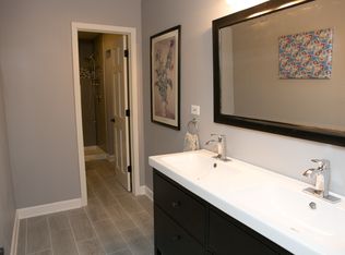 16011 S Hometown Dr, Plainfield, IL 60586