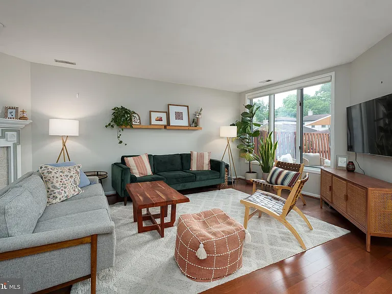 9 Woodmont Dr — Photo 8