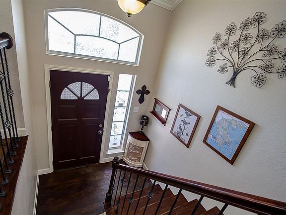 4th image of 3725 Promenade Dr
