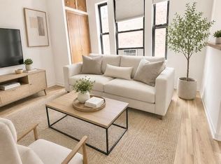 3123 32nd St APT 7, Astoria, NY 11106