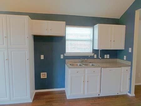 5th image of 333 Creekside Way