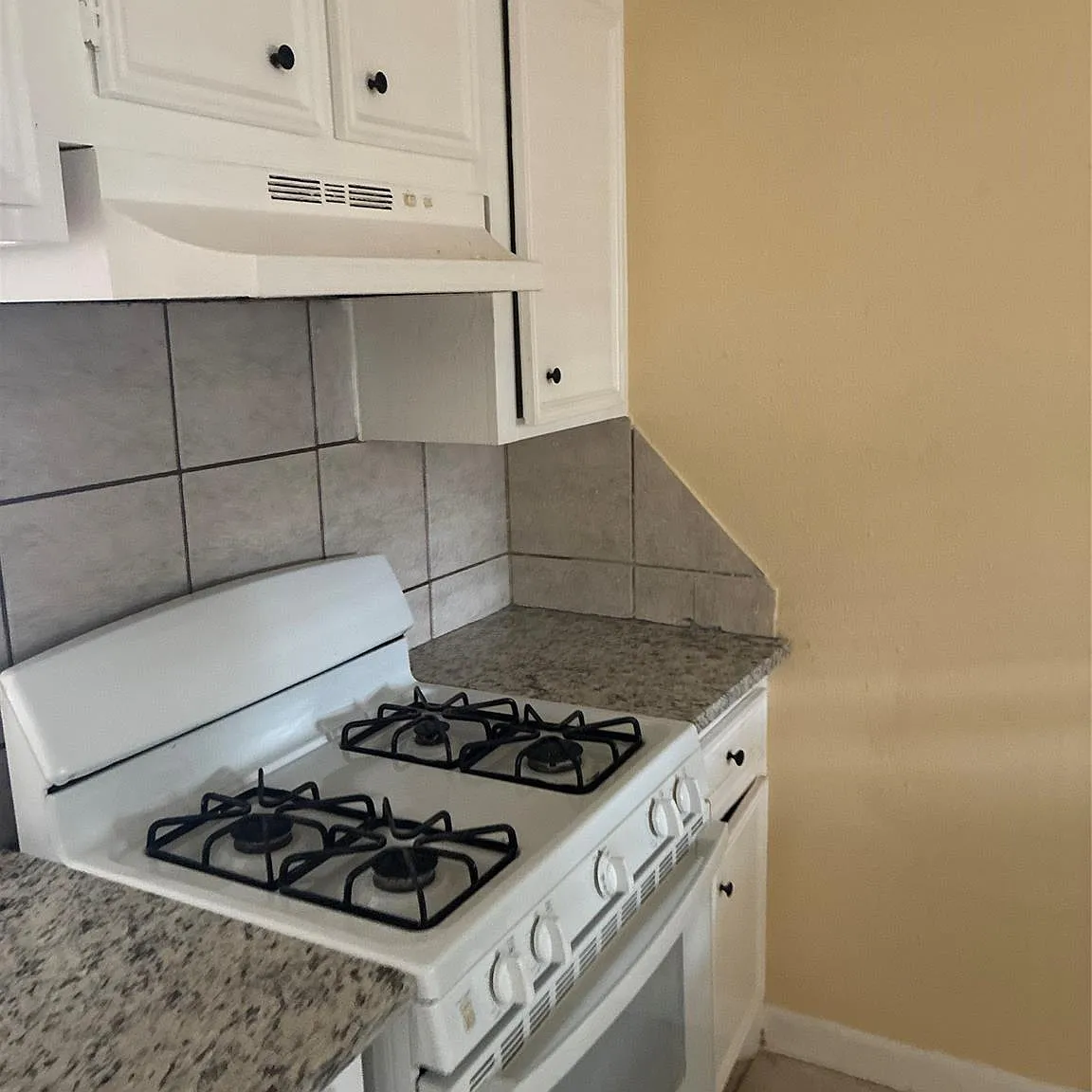 4 bed, 2.0 bath, 1504 sqft, $1,850 — Photo 4