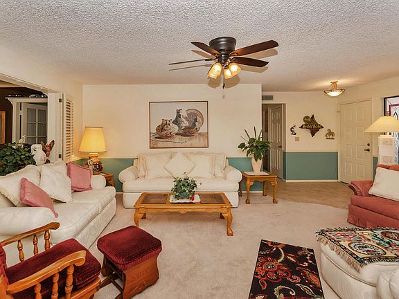 3rd image of 1101 S Firefly Ave