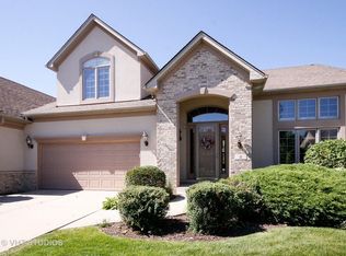 11 Laughry Ln, Palos Park, IL 60464