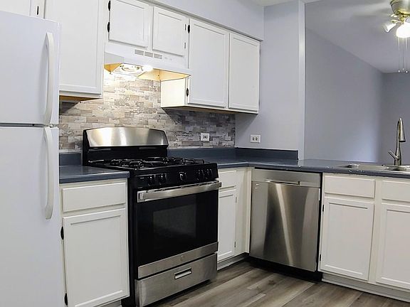 4th image of 304 Glen Leven Ct