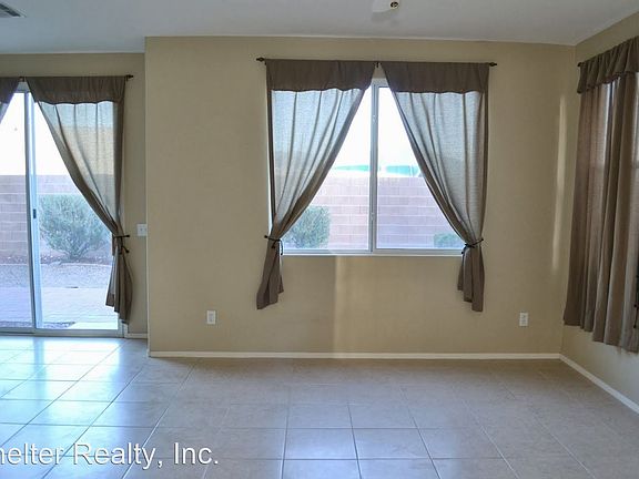 5th image of 11046 Lampione St