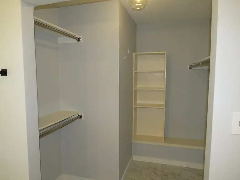 2308 Crestmeadow St — Photo 20