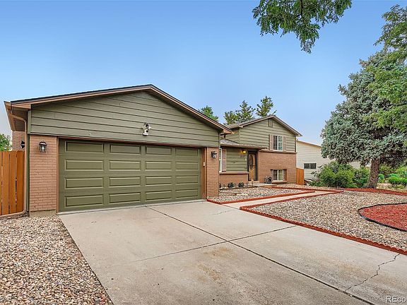 3rd image of 3257 S Olathe Way