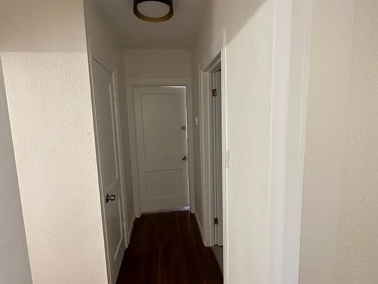4213 SW 9th Ave — Photo 14