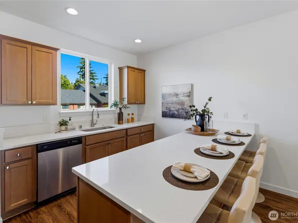 18128 1st Place SW, Normandy Park, WA 98166