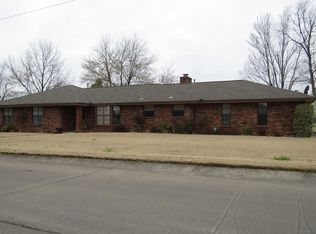 2401 Molly Ct, Miami, OK 74354