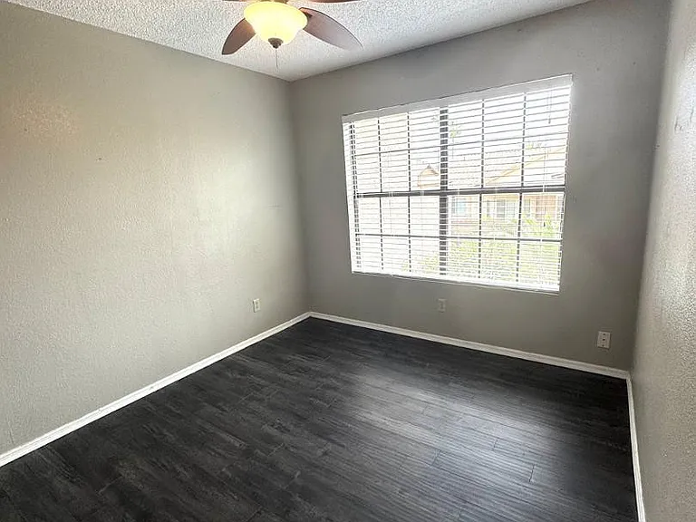 4901 E Kelton Ln #1091 — Photo 16