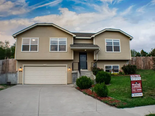 2424 Fox Sparrow Ct, Junction City, KS 66441