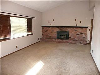 2nd image of 3030 North Broadway