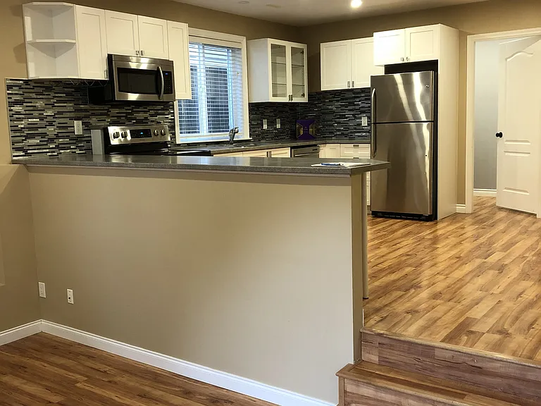 32458 Egglestone Ave — Photo 5