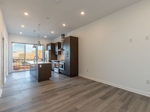 2nd image of 712 N 16th St #205