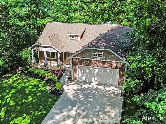 2nd image of 6288 Hawthorne Ct