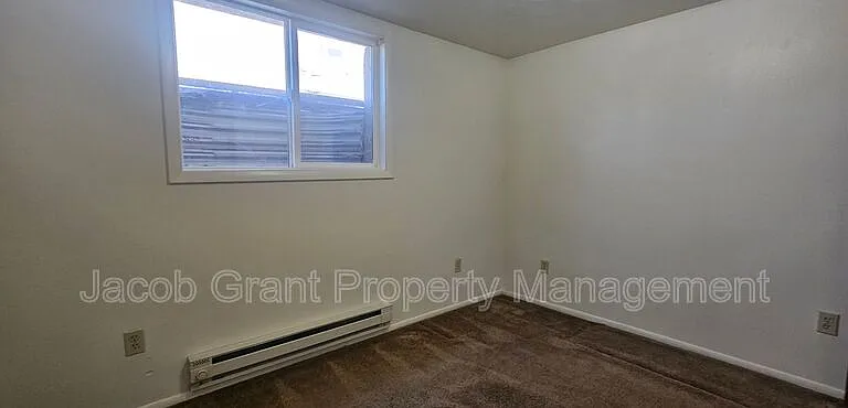 5023 E Walker Ave #B — Photo 8