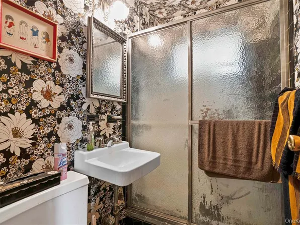 160-34 83rd Street image 5 of 43