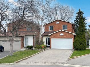 31 Royal Colwood Ct, Vaughan, ON L4K2J3