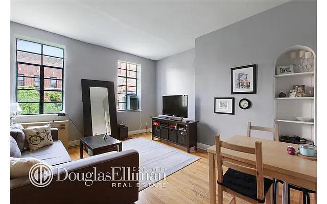 Rented by Douglas Elliman | media 19