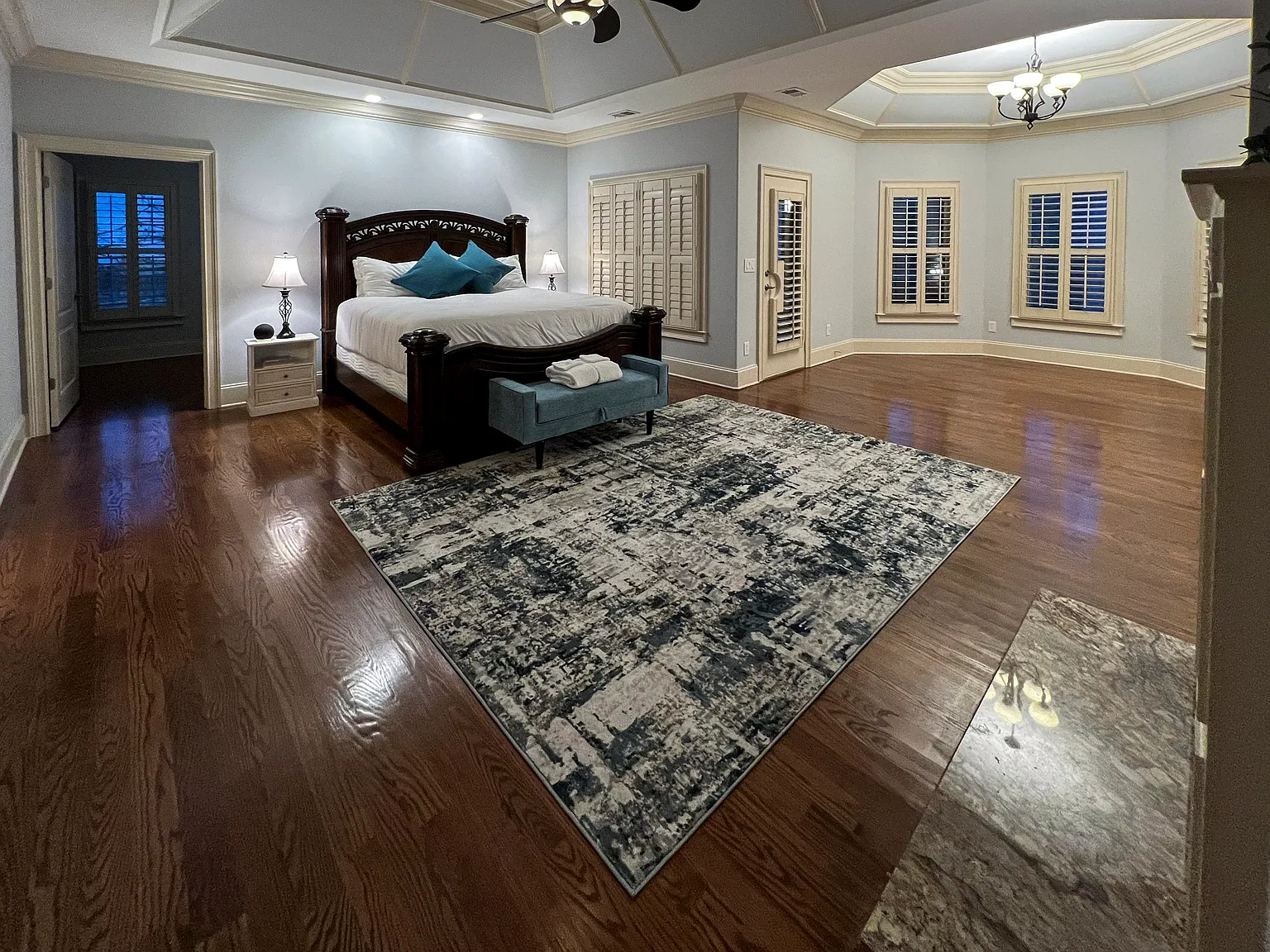4 bed, 6.5 bath, 7200 sqft, $2,594 — Photo 2